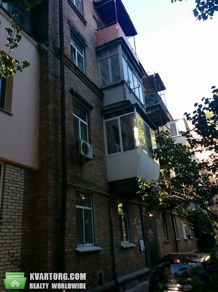 Sell 2-room apartment. Киев, Метростроевская — photo 1