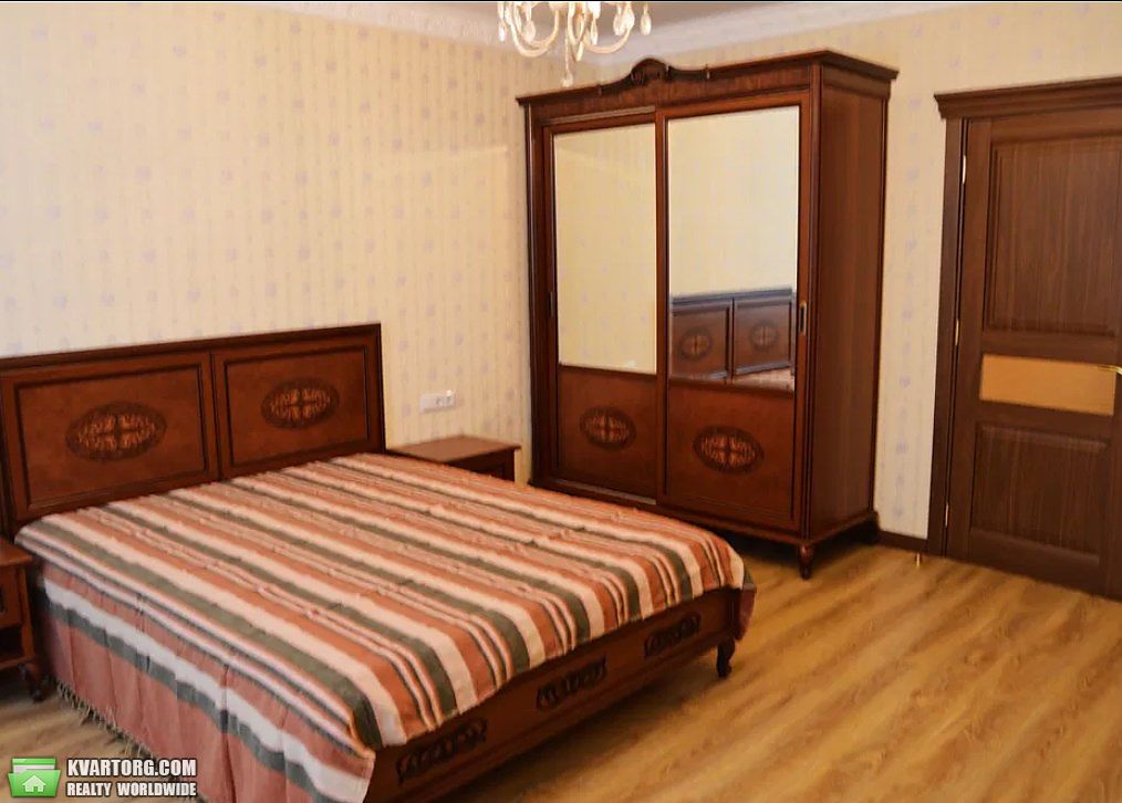 Rent out 2-room apartment. Киев, Лобановского просп. — photo 1