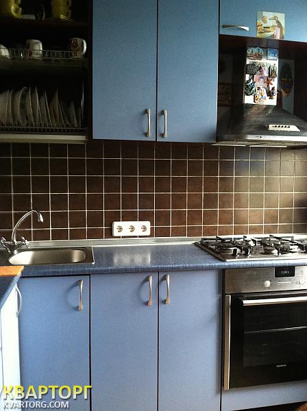 Sell 2-room apartment. Киев,  Дорогожицкая — photo 1