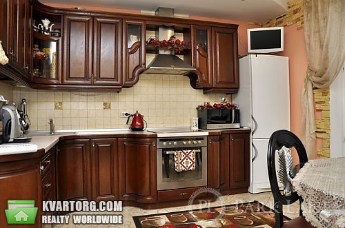 Sell 3-room apartment. Киев,  Бажана — photo 1
