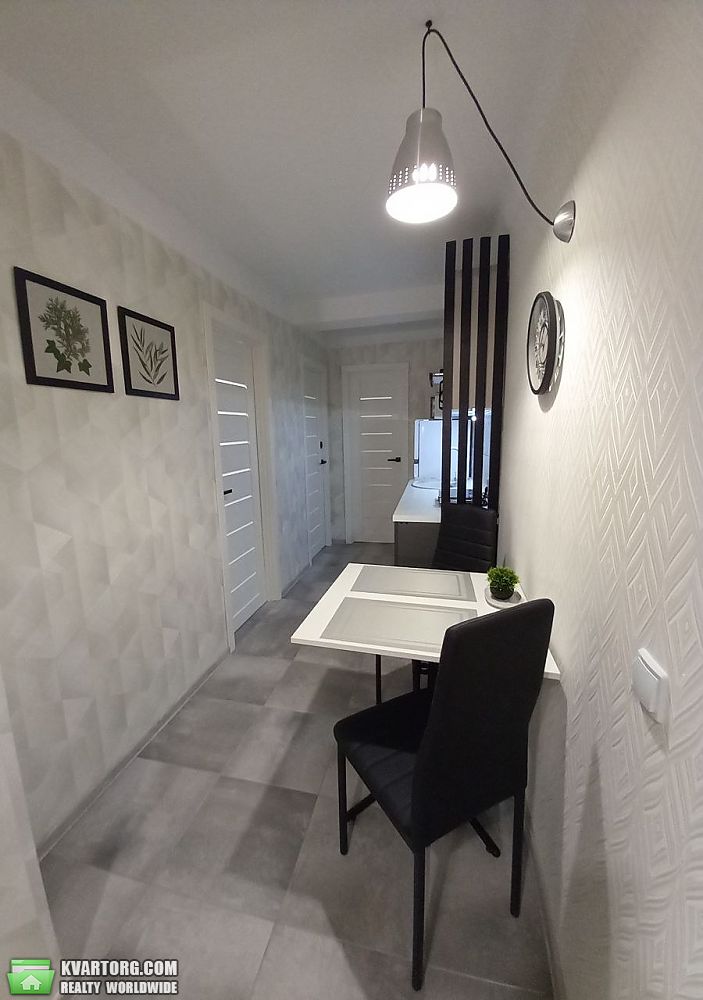 Rent out 3-room apartment. Киев, проспект Миру — photo 7