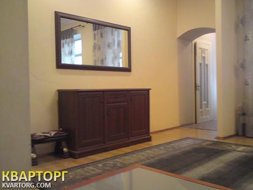 Rent out 2-room apartment. Киев,  Чапаева — photo 6