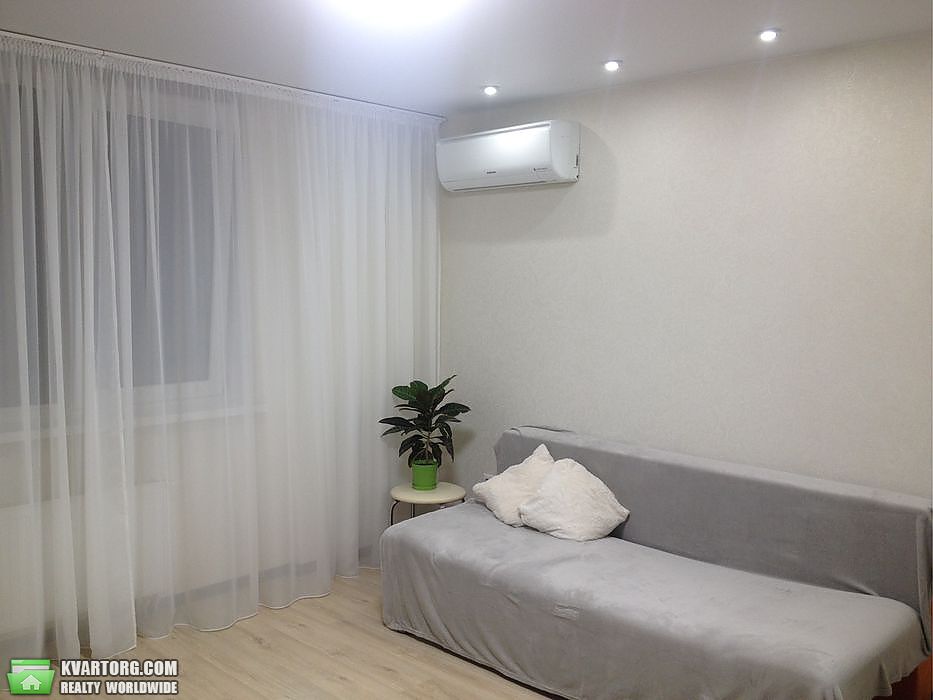 Sell 1-room apartment. Вышгород, Набережная — photo 3