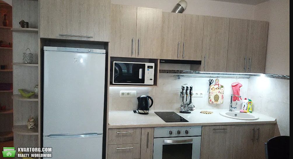 Rent out 1-room apartment. Киев,  Тростянецкая — photo 3