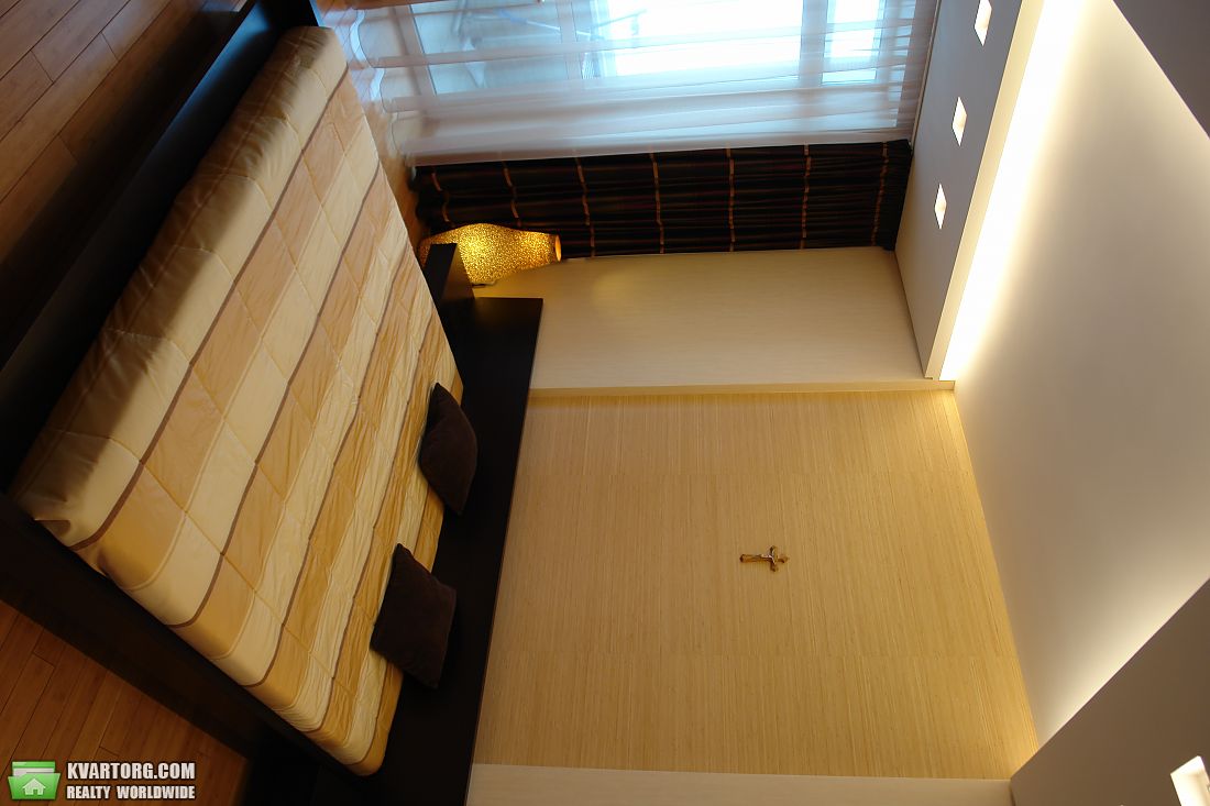Rent out 4-room apartment. Киев, Провиантская — photo 6
