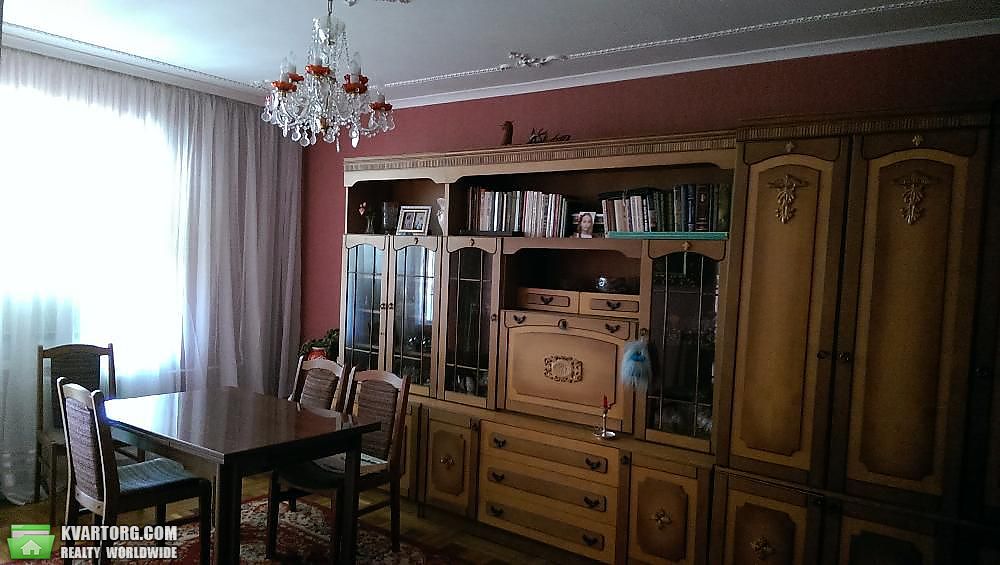 Sell 3-room apartment. Киев,  Ужвий — photo 1