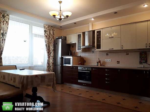Rent out 2-room apartment. Киев,  Пчелки — photo 6