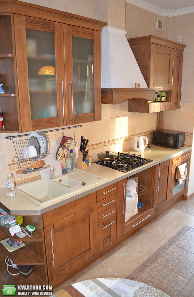 Sell 3-room apartment. Киев,  Юрия Коцюбинского — photo 1