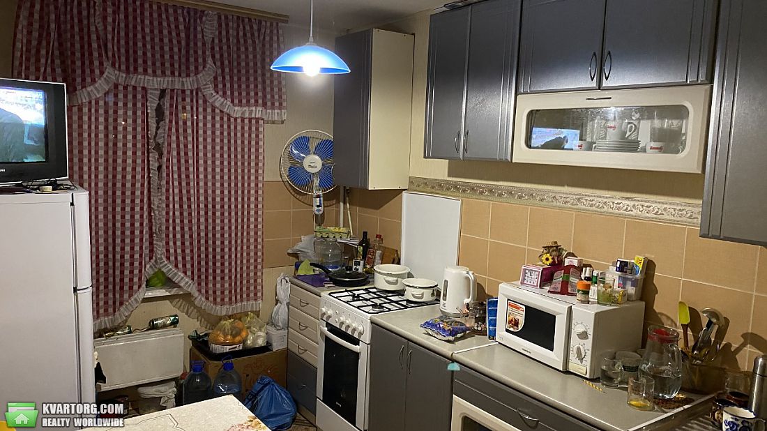 Rent out 1-room apartment. Киев,  Будищанская — photo 1