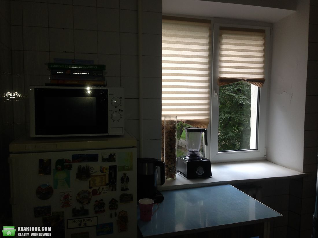 Sell 3-room apartment. Киев,  Багговутовская — photo 2