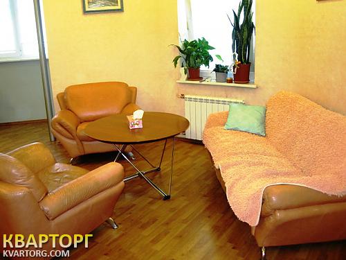 Rent out 3-room apartment. Киев,  Богдана Хмельницкого — photo 10