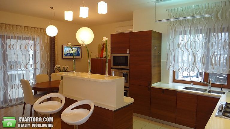 Rent out house. Киев, Садовая — photo 6