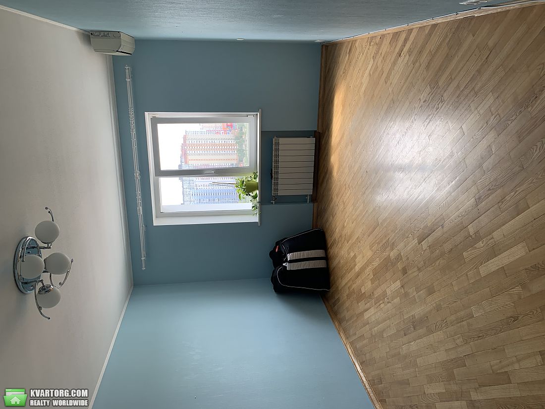 Sell 3-room apartment. Киев,  Ревуцкого — photo 10