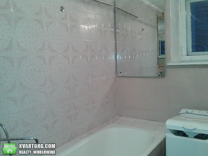 Rent out 2-room apartment. Киев, Хоривая — photo 7