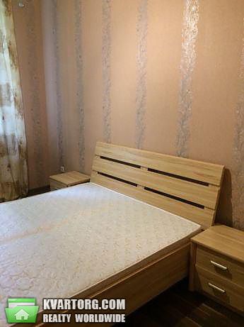 Rent out 2-room apartment. Киев,  Петровского — photo 2