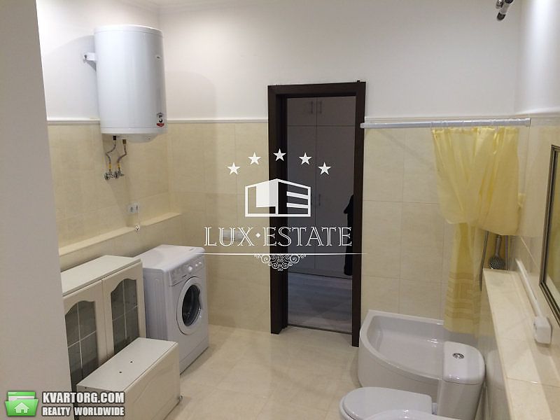 Rent out 2-room apartment. Киев,  Артема — photo 2