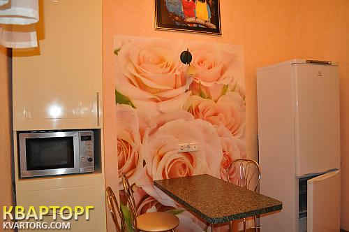 Rent out 3-room apartment. Киев,  Бассейная — photo 3