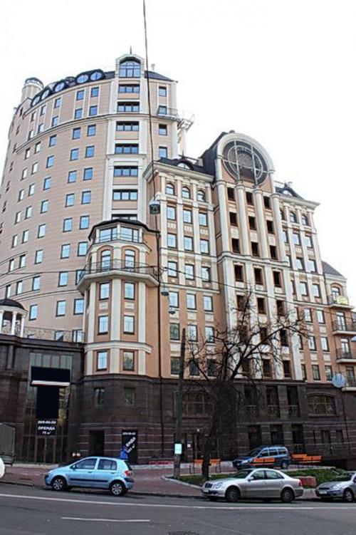 Rent out office. Киев, Льва Толстого — photo 1