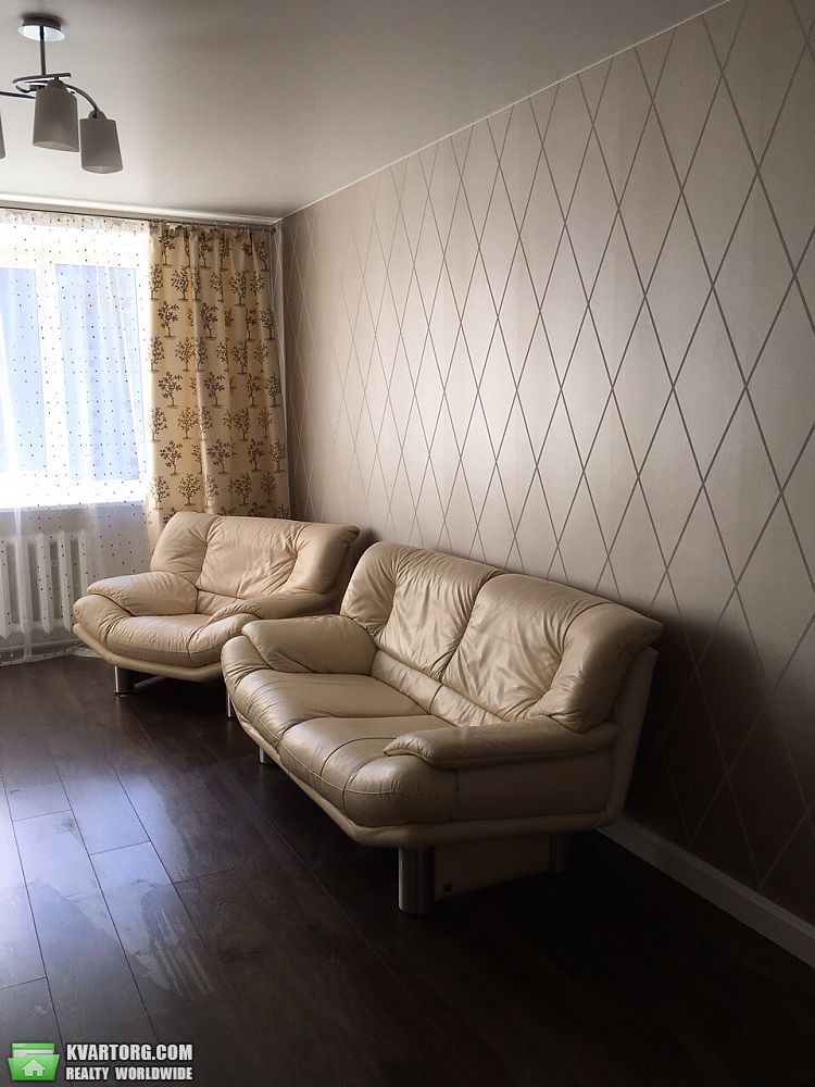 Rent out 2-room apartment. Киев,  Драгомирова — photo 1