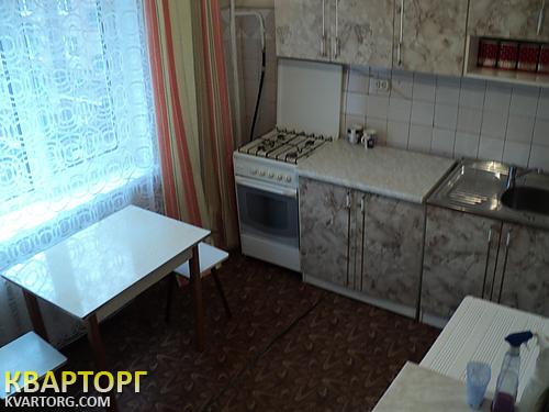 Sell 1-room apartment. Киев,  Лукьяновская — photo 1