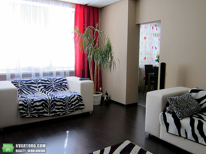 Rent out 2-room apartment. Киев,  Черновола — photo 5