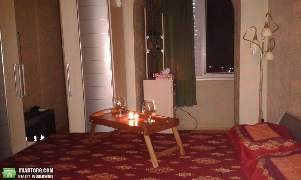 Sell 2-room apartment. Киев,  Энтузиастов — photo 2