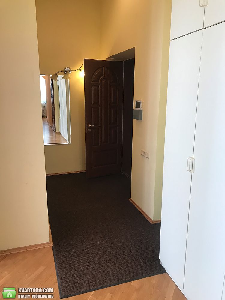 Rent out 3-room apartment. Киев, Лютеранская. — photo 2