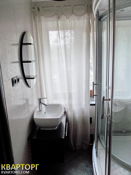 Rent out 2-room apartment. Киев,  Леси Украинки бул — photo 6