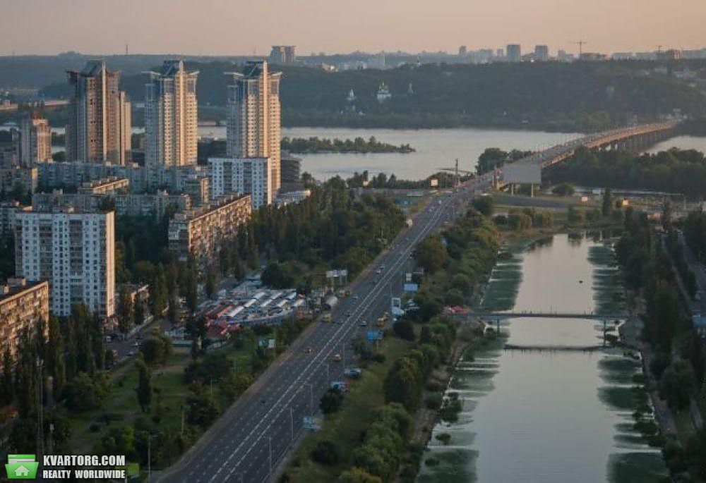 Rent out 4-room apartment. Киев,  Днепровская наб — photo 1