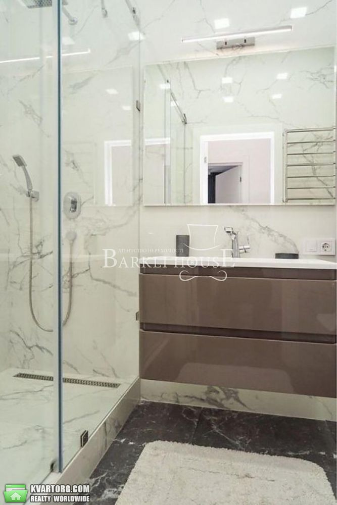 Rent out 3-room apartment. Киев, Деловая — photo 9