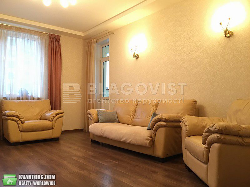 Rent out 4-room apartment. Киев,  Шевченко бул — photo 1