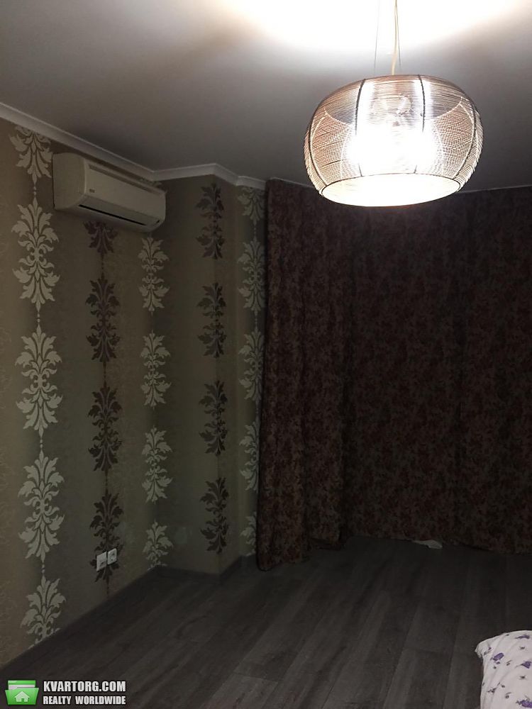 Sell 1-room apartment. Киев,  Ломоносова — photo 1