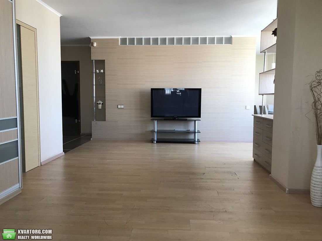 Sell 2-room apartment. Киев,  Большая Китаевская — photo 4