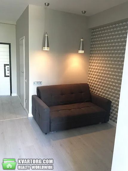 Rent out 1-room apartment. Киев, Луценка — photo 2