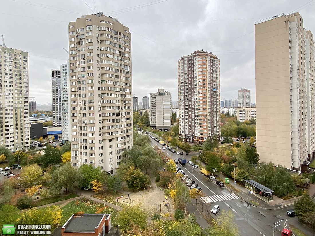Sell 3-room apartment. Киев,  Урловская — photo 9