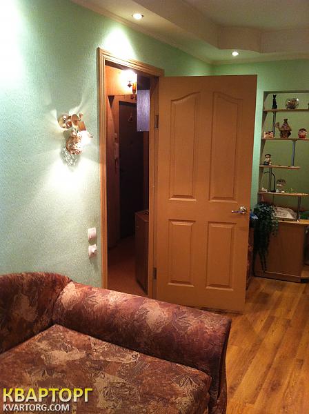 Sell 1-room apartment. Киев,  Автозаводская — photo 4