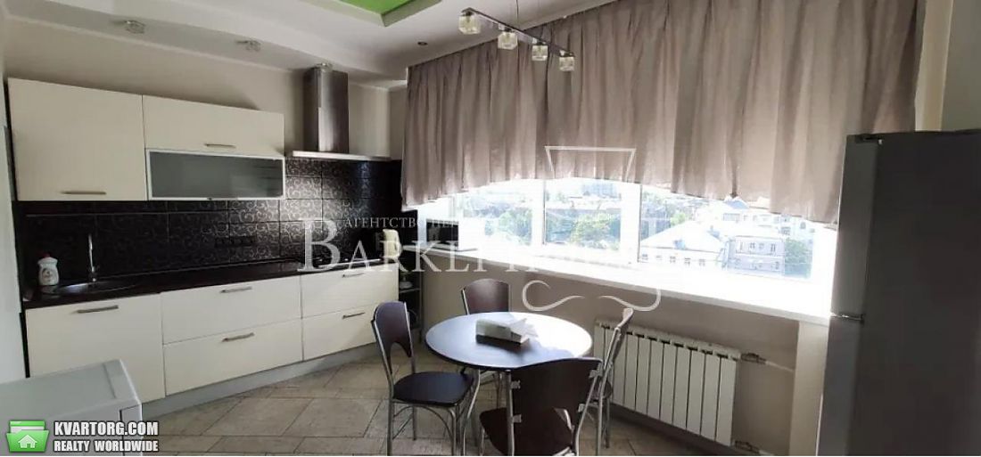 Rent out 2-room apartment. Киев,  Грушевского — photo 1