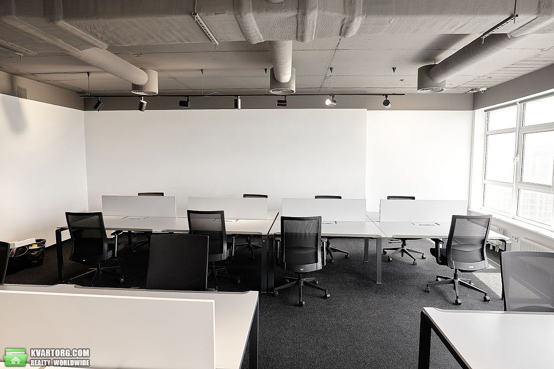 Rent out office. Киев, Кловский спуск — photo 2