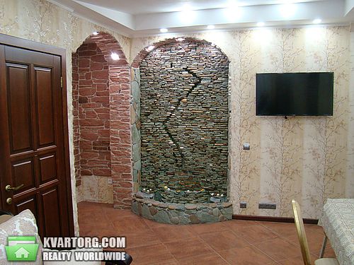 Rent out 2-room apartment. Киев,  Большая Васильковская — photo 2