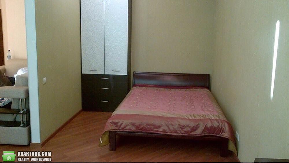 Rent out 1-room apartment. Киев, бульвар Тараса Шевченко — photo 3