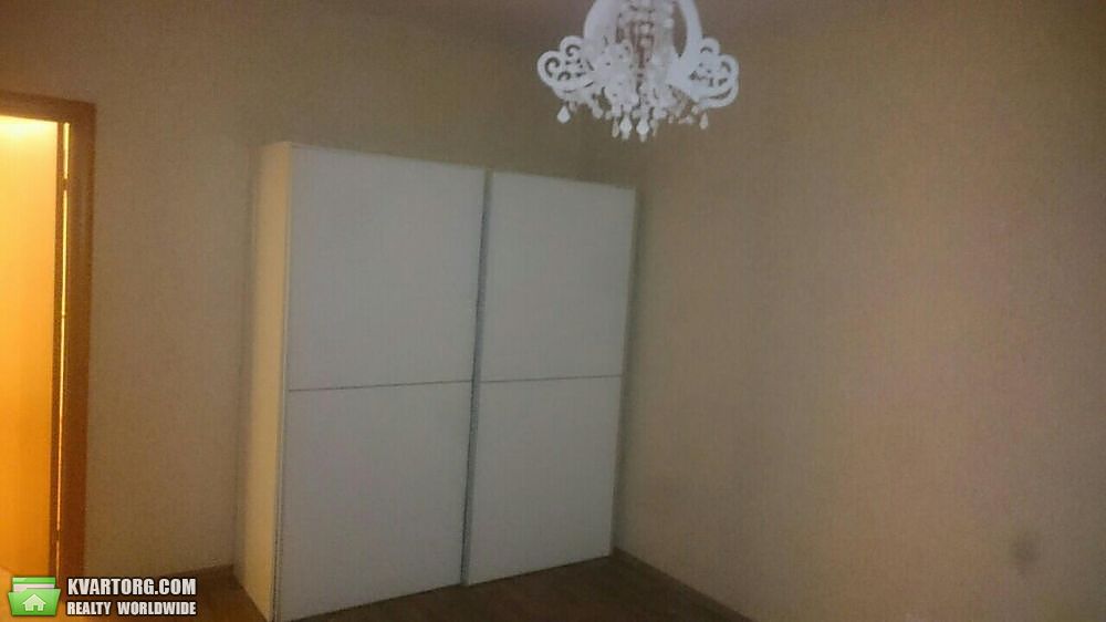 Sell 3-room apartment. Киев,  Моторный пер — photo 4