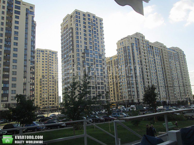 Sell 3-room apartment. Киев,  Конева — photo 4