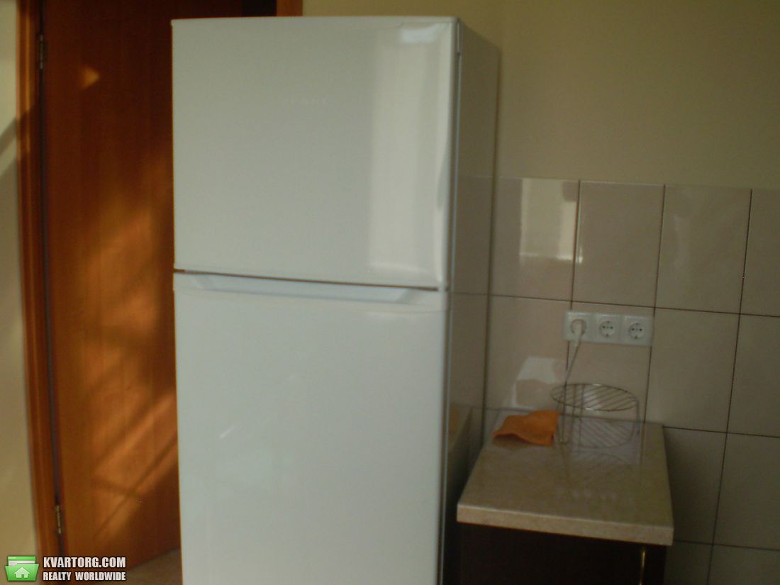 Rent out 2-room apartment. Киев,  Тростянецкая — photo 10