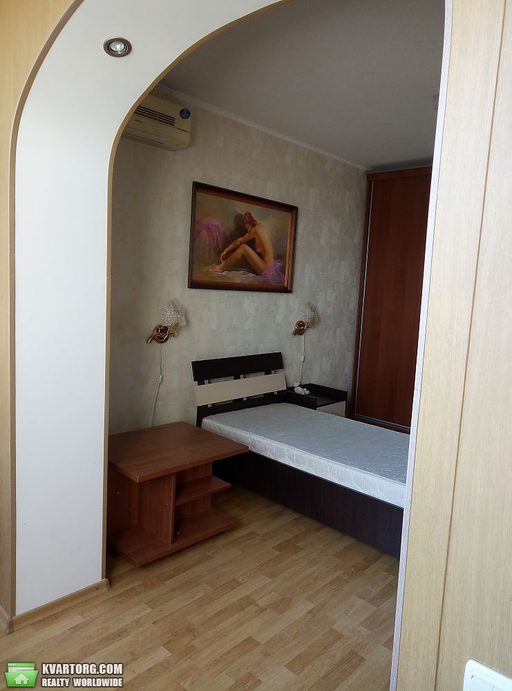 Sell 3-room apartment. Киев,  Шолом-Алейхема — photo 4