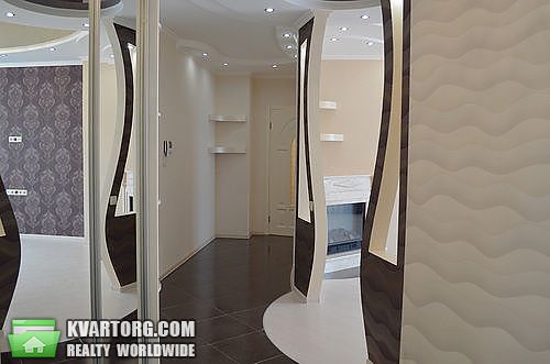 Rent out 2-room apartment. Киев, Гришка — photo 10