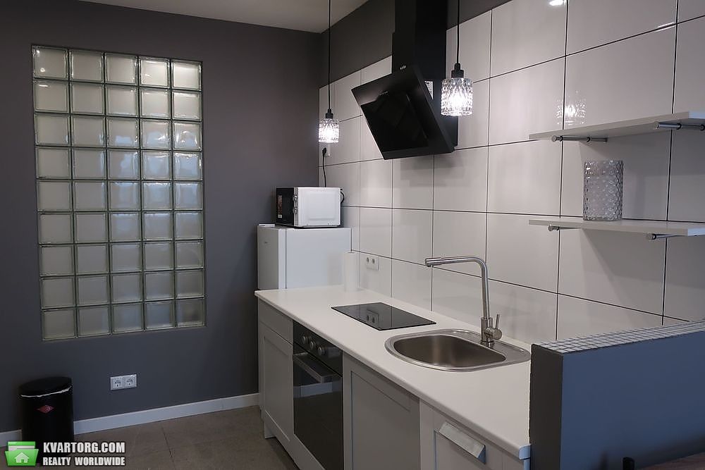 Rent out 2-room apartment. Киев, Проспект Победы — photo 2