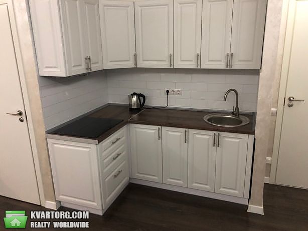 Rent out 3-room apartment. Киев, Комбинатная, — photo 3