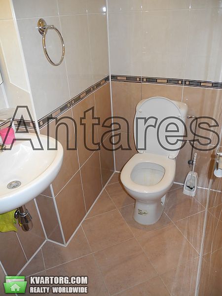 Rent out 3-room apartment. Киев, ул. Старонаводницкая — photo 10