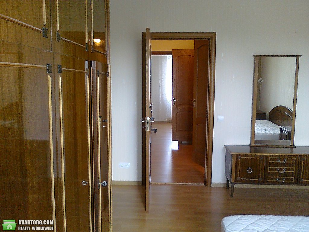 Rent out 3-room apartment. Киев,  Якубовского — photo 3