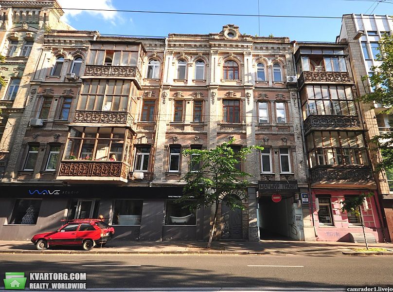Rent out 2-room apartment. Киев,  Большая Житомирская — photo 2